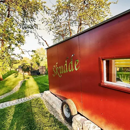 Apartment Schaeferwagen Skudde Grafenberg (Bavaria)